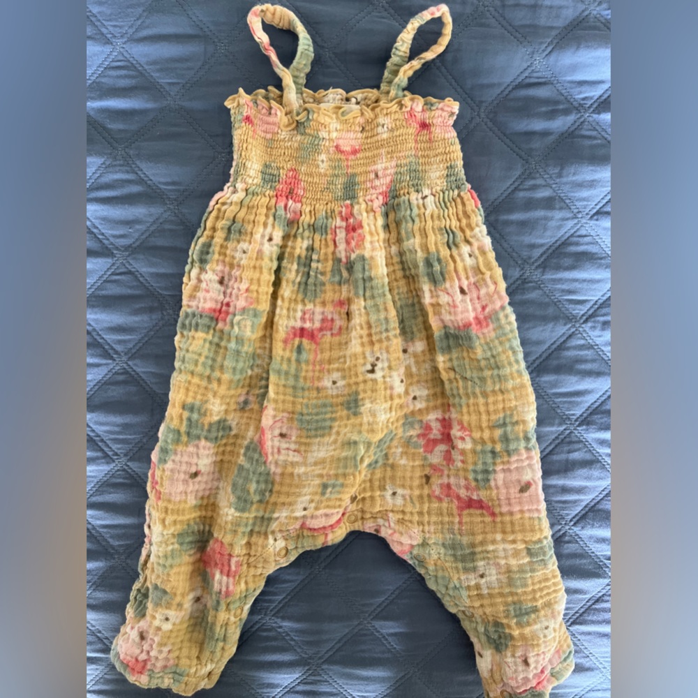 Angel Dear - Adorable smocked Jumpsuit